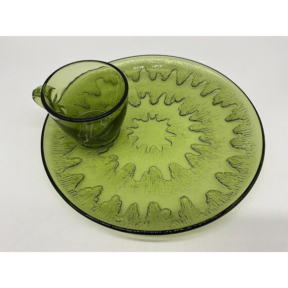 Vintage Sunburst Green by Indiana Glass Snack Plate & Cup Set Textured USA MCM - Picture 12 of 16